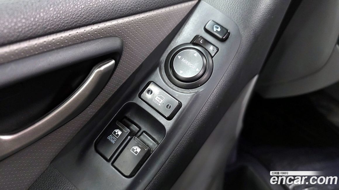 Hyundai Starex 2016