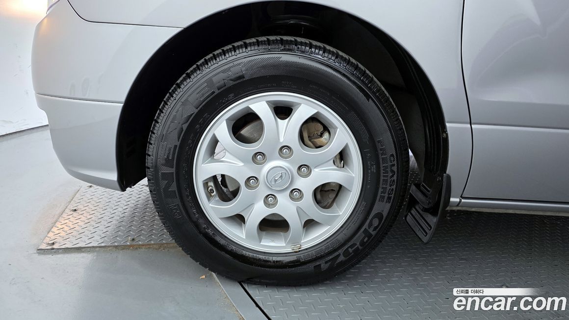 Hyundai Starex 2016