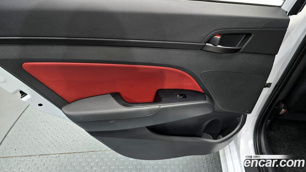 Hyundai AVANTE 2017