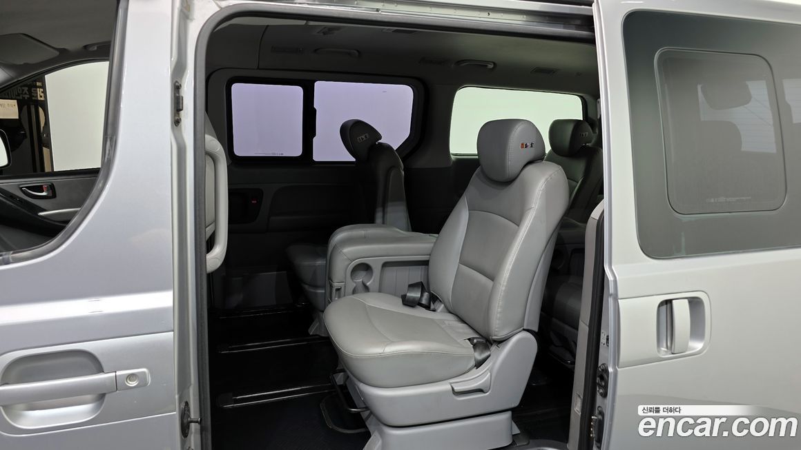 Hyundai Starex 2016