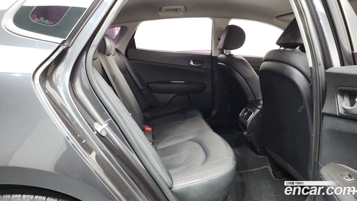 Kia K5 2019