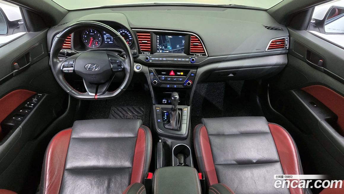 Hyundai AVANTE 2017