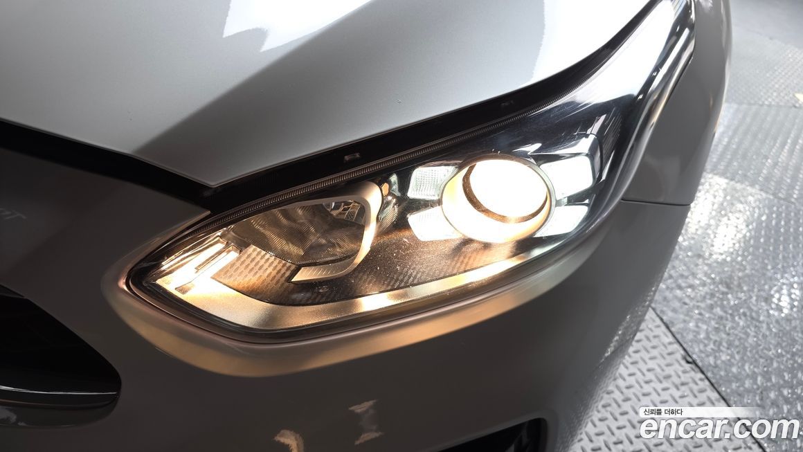 Kia K3 2019
