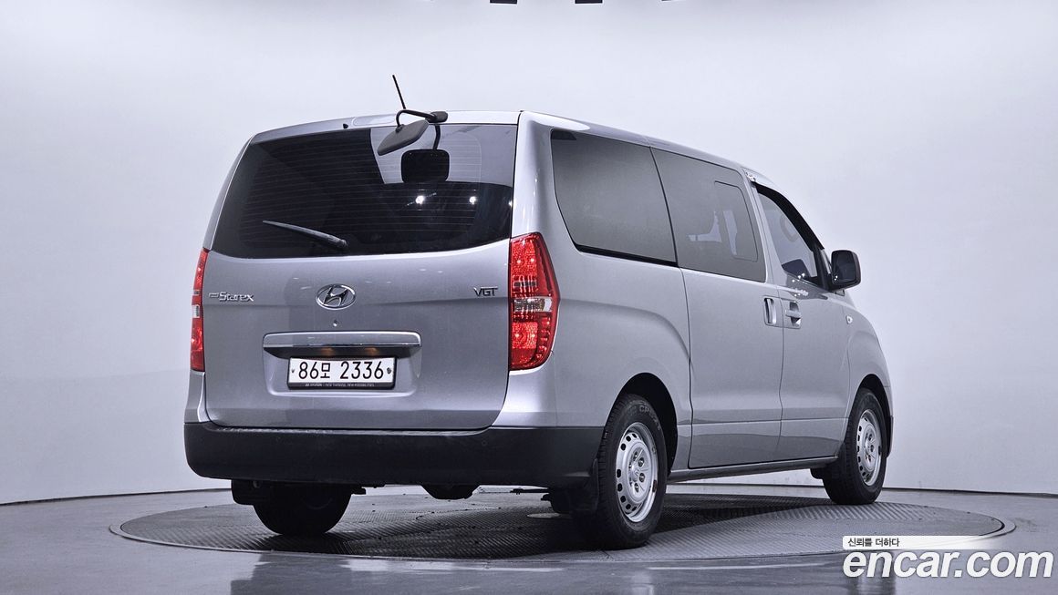 Hyundai Starex 2017