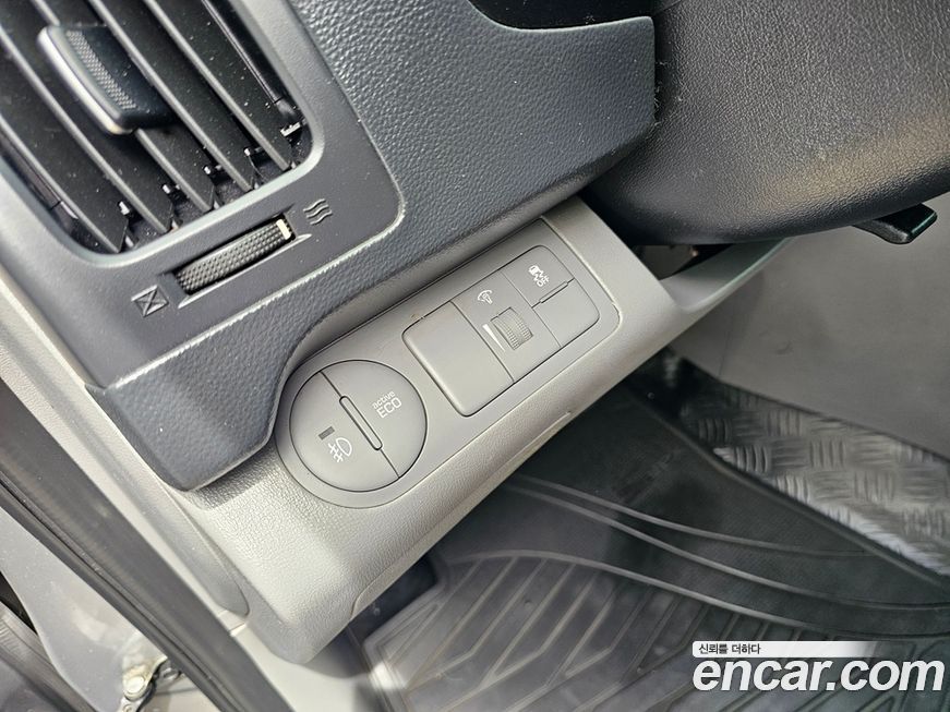 Hyundai Starex 2021