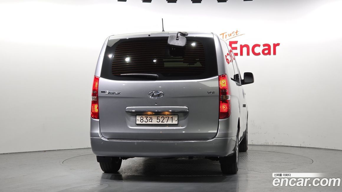 Hyundai Starex 2021