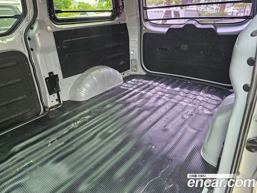 Hyundai Starex 2021