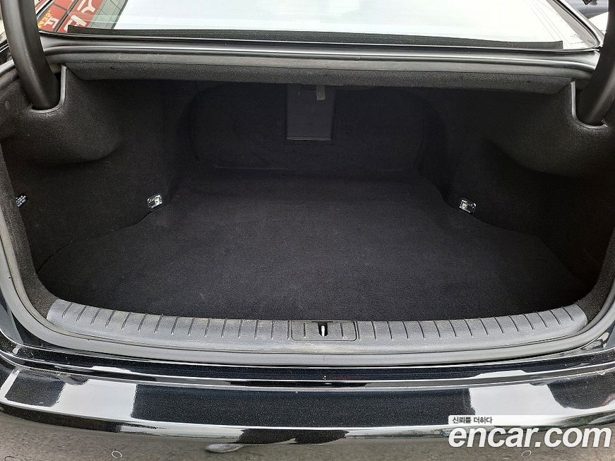 Hyundai Genesis 2015