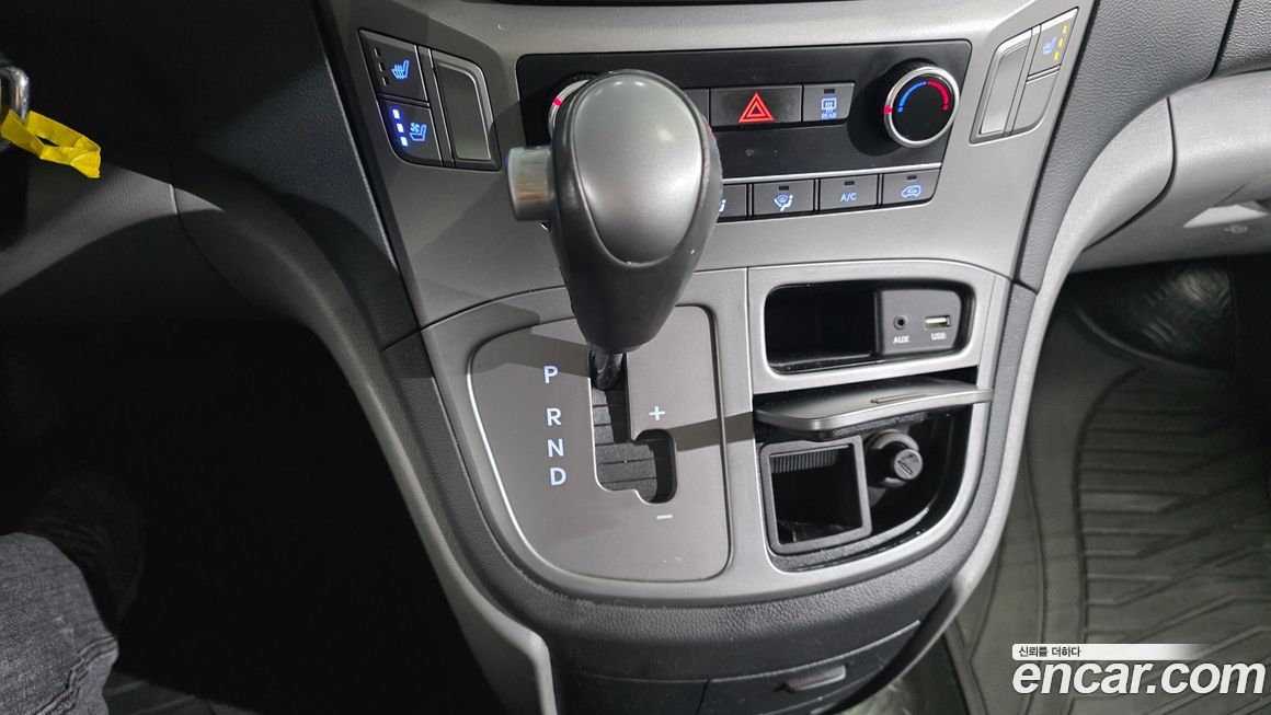 Hyundai Starex 2021