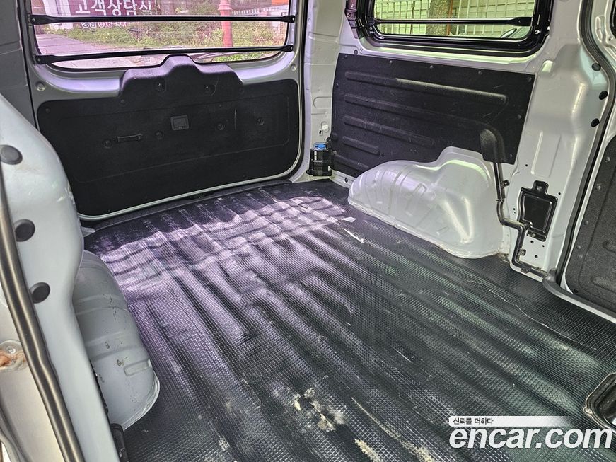 Hyundai Starex 2021