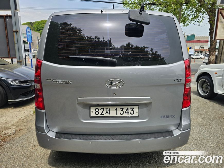 Hyundai Starex 2021