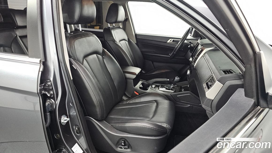 KG_Mobility_Ssangyong Rexton 2018
