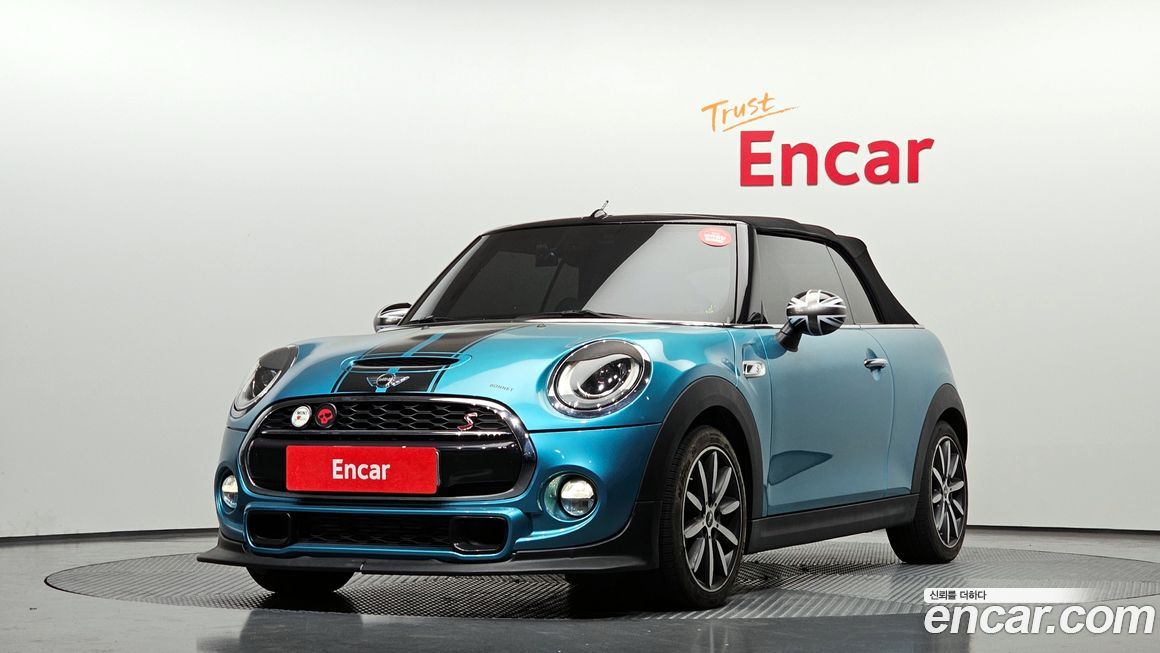 Mini Cooper Convertible 2018