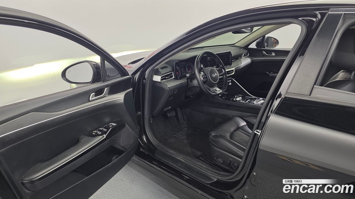 Kia K5 2021