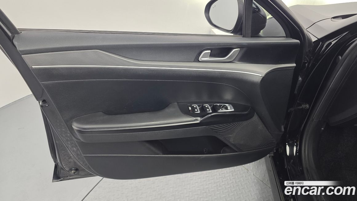 Kia K5 2021