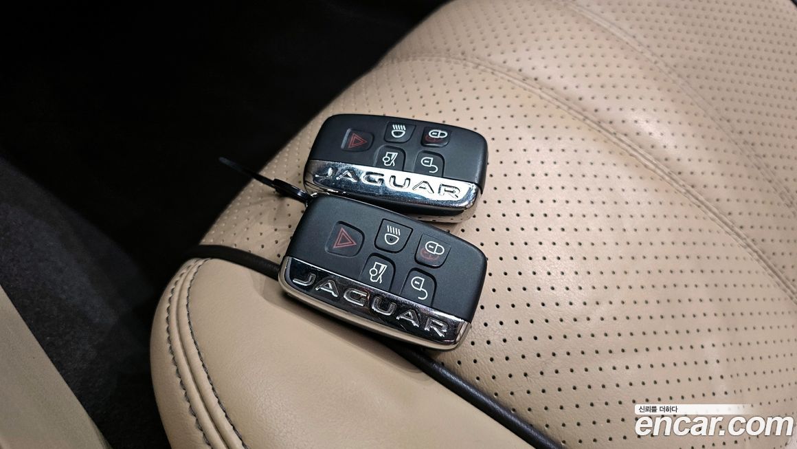 Jaguar XJ 2017