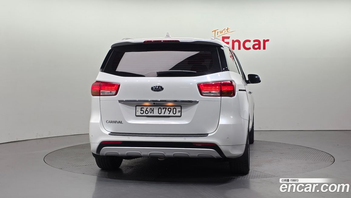Kia Canival 2016
