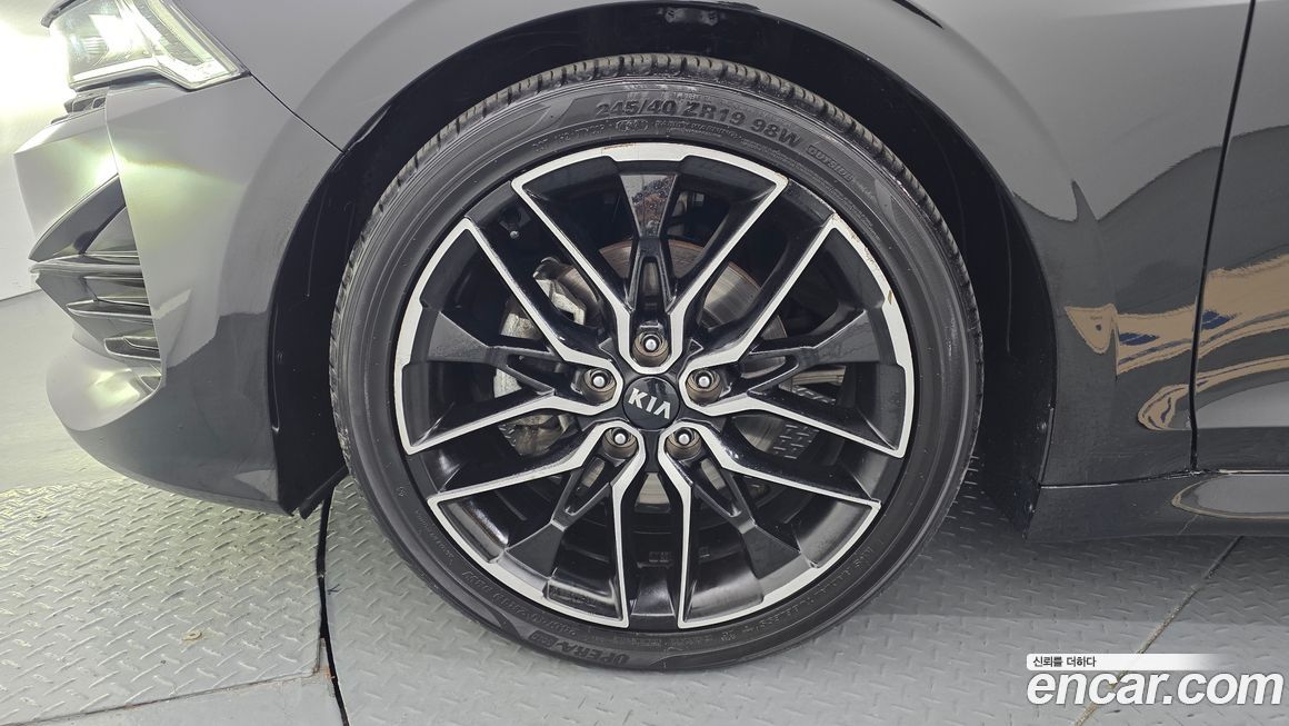 Kia K5 2021