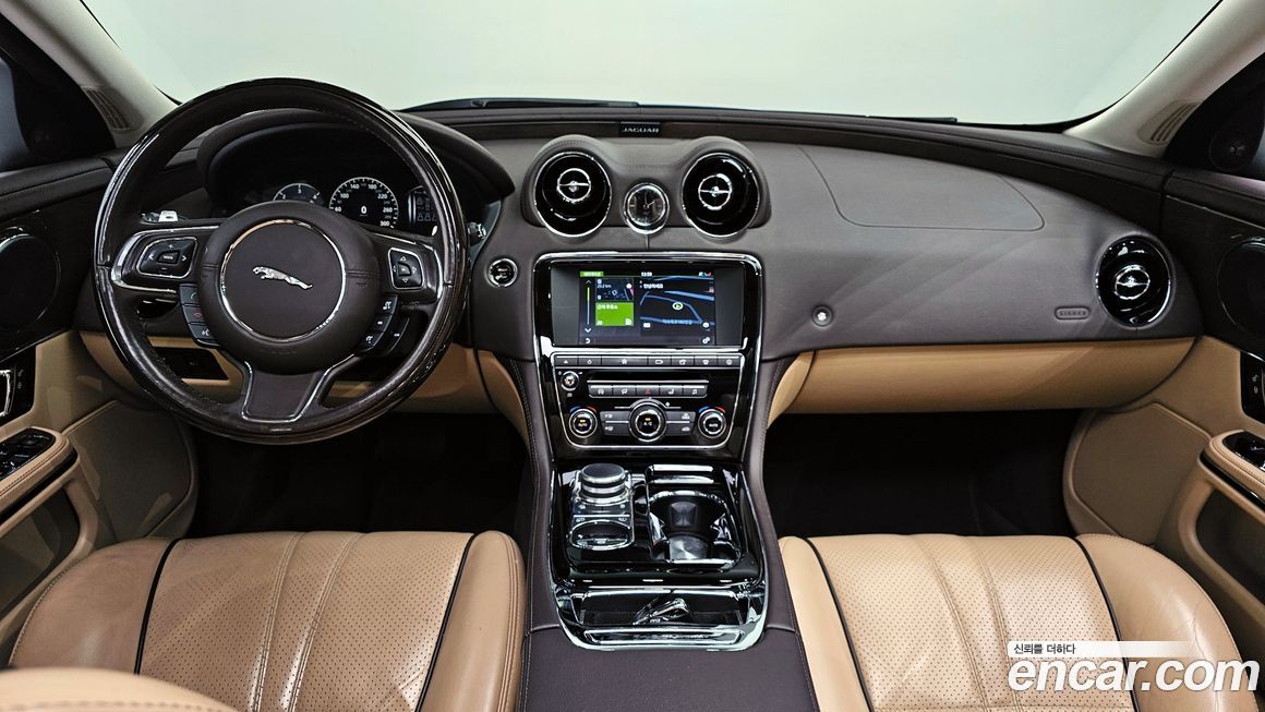 Jaguar XJ 2017