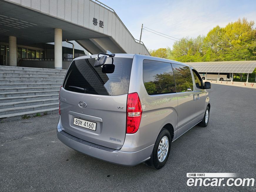 Hyundai Starex 2021