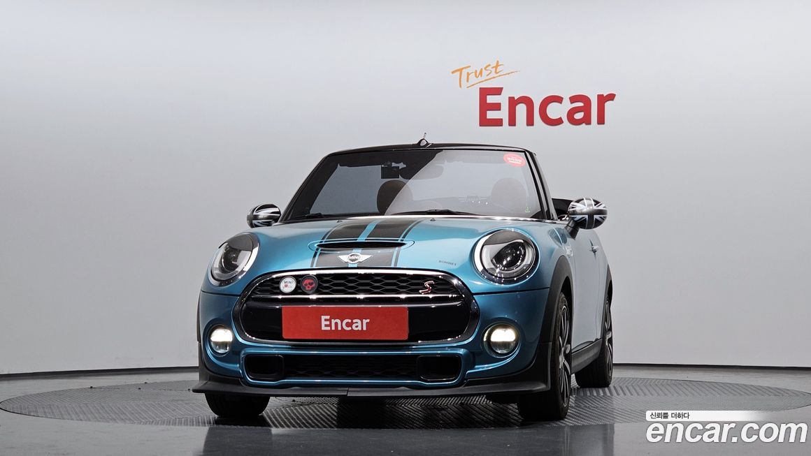 Mini Cooper Convertible 2018