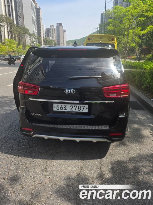 Kia Canival 2019