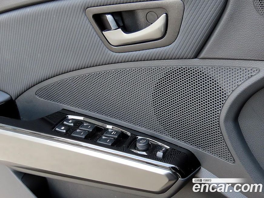 KG_Mobility_Ssangyong TIBOLI 2024