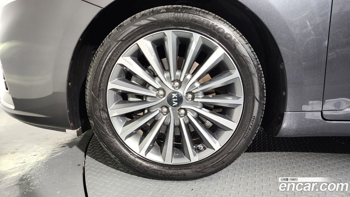 Kia K7 2019