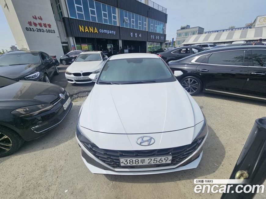 Hyundai AVANTE 2021