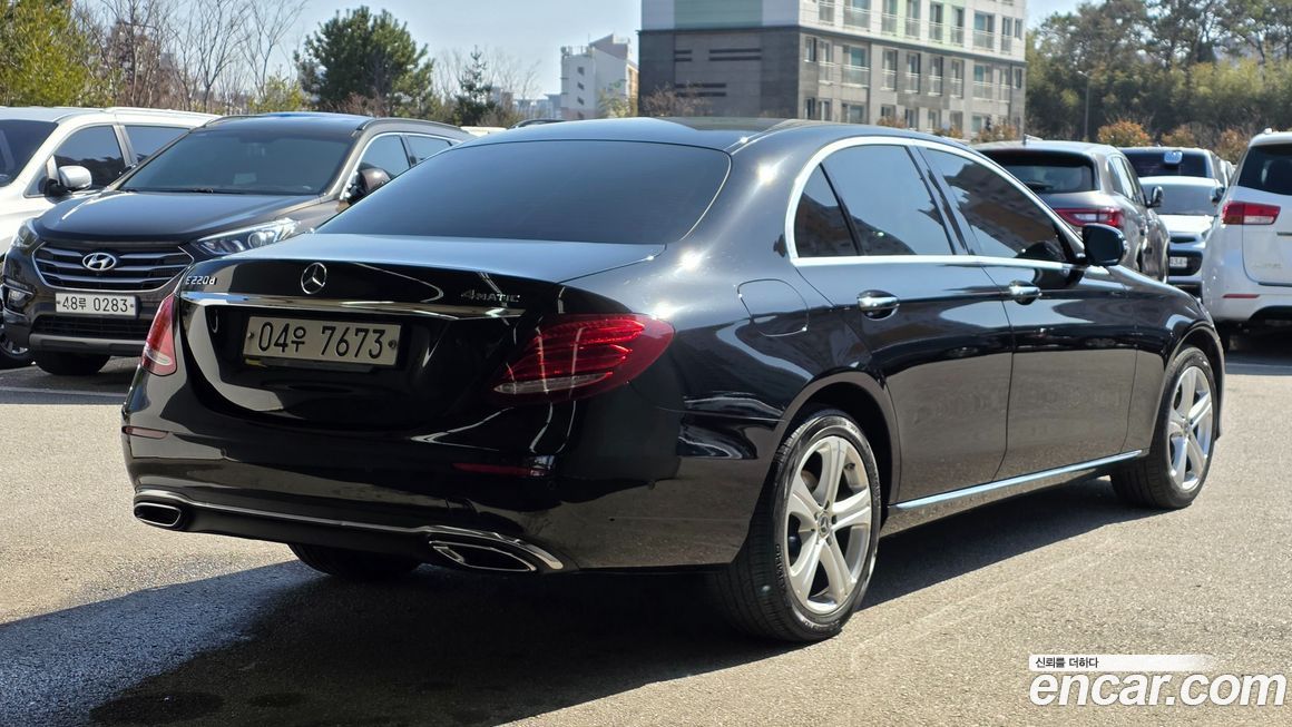 Mercedes-Benz E-Class 2017