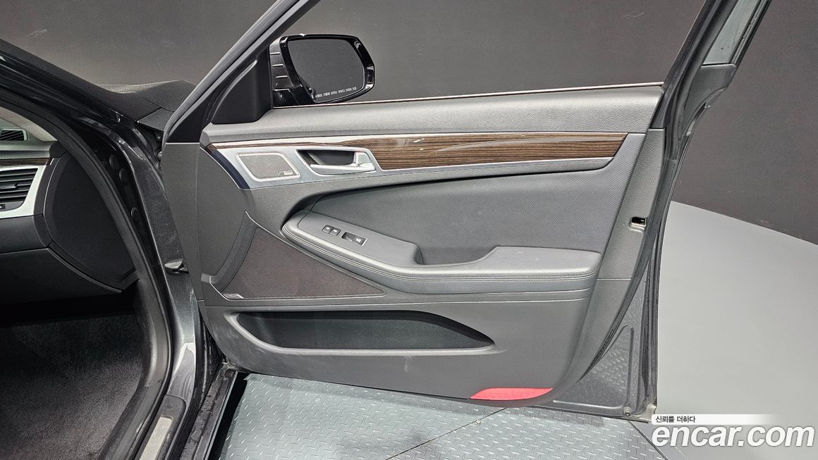 Genesis G80 2017