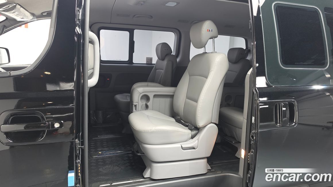 Hyundai Starex 2020