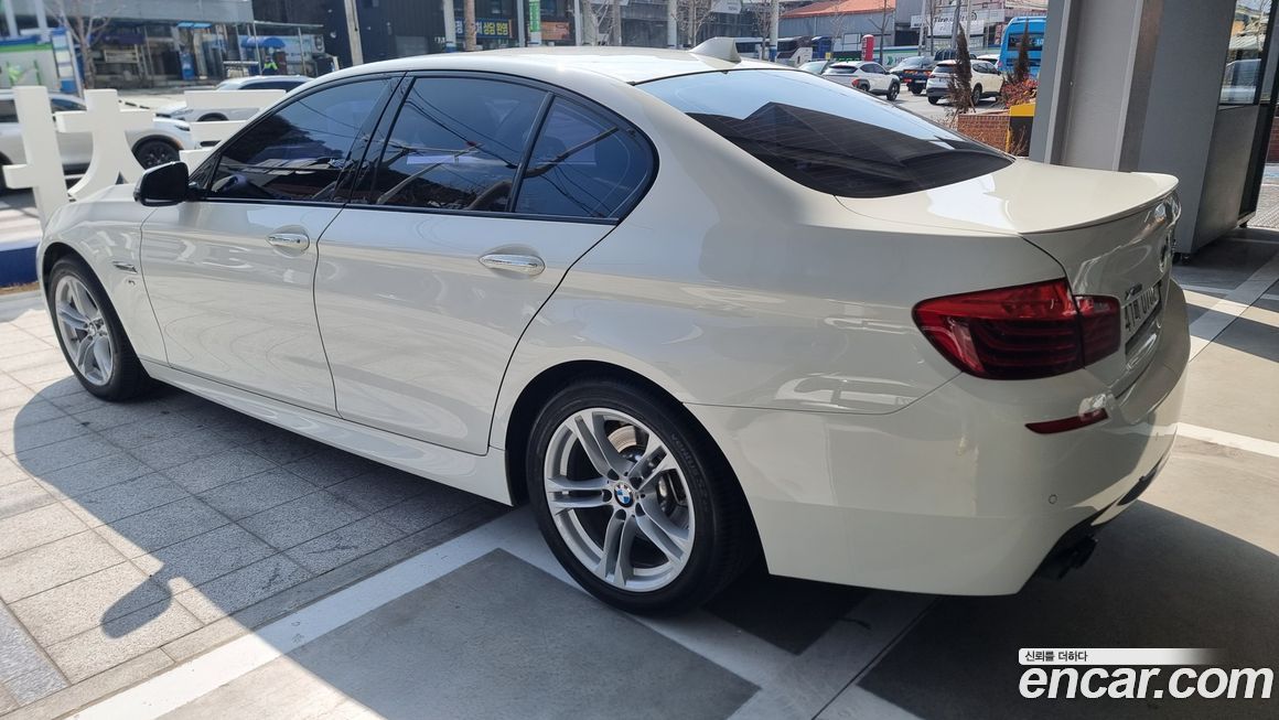 BMW 5-Series 2016