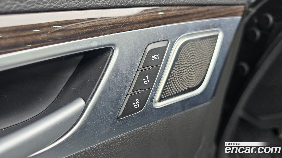 Genesis G80 2017