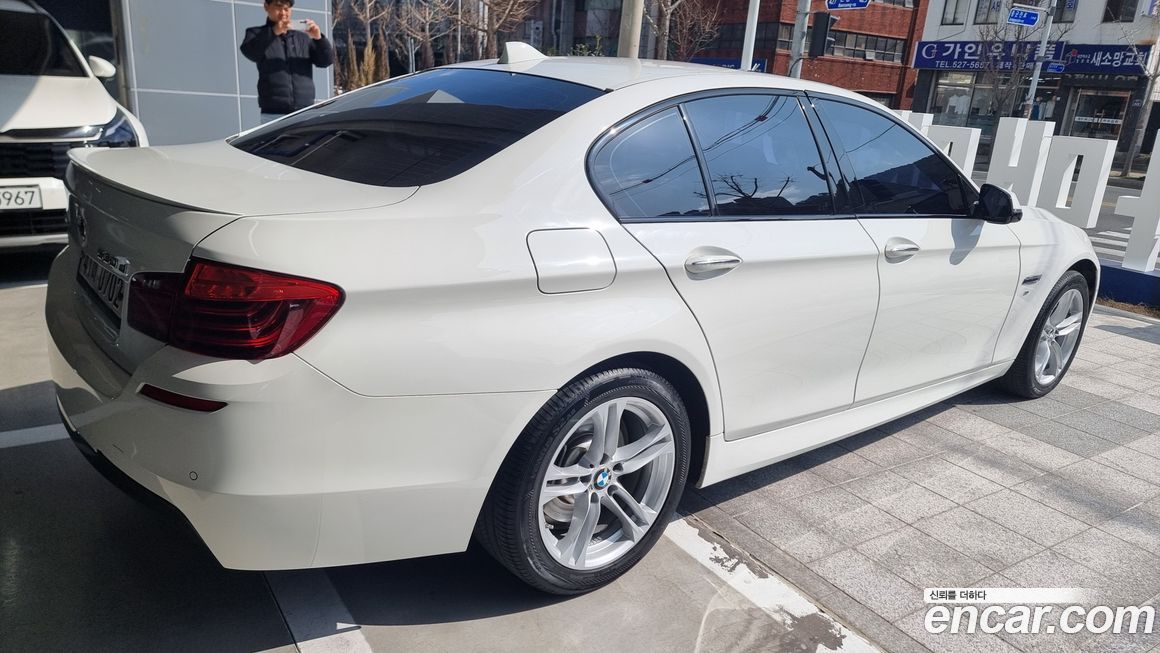BMW 5-Series 2016