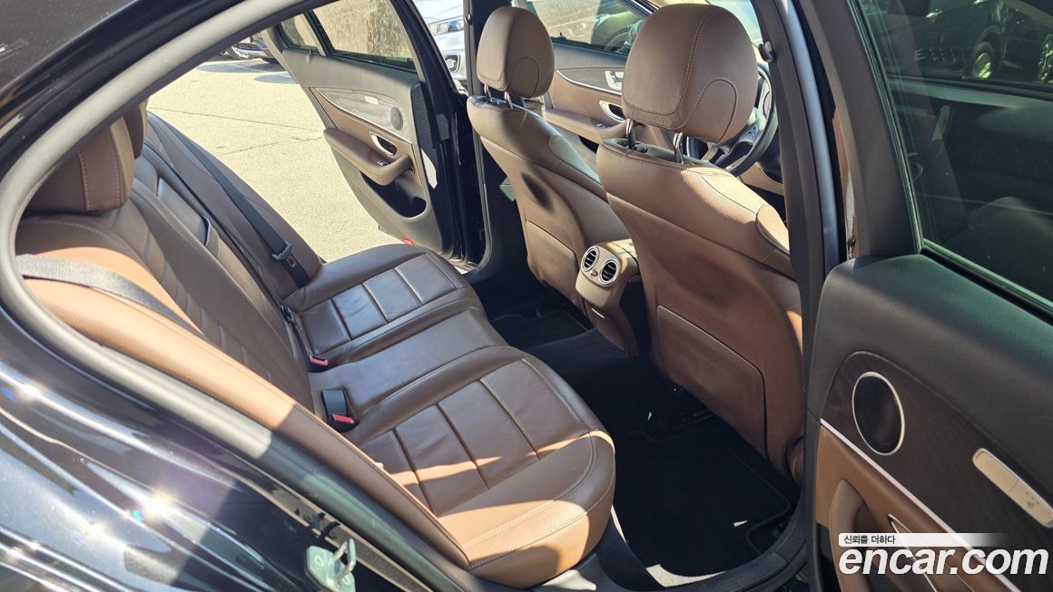 Mercedes-Benz E-Class 2017