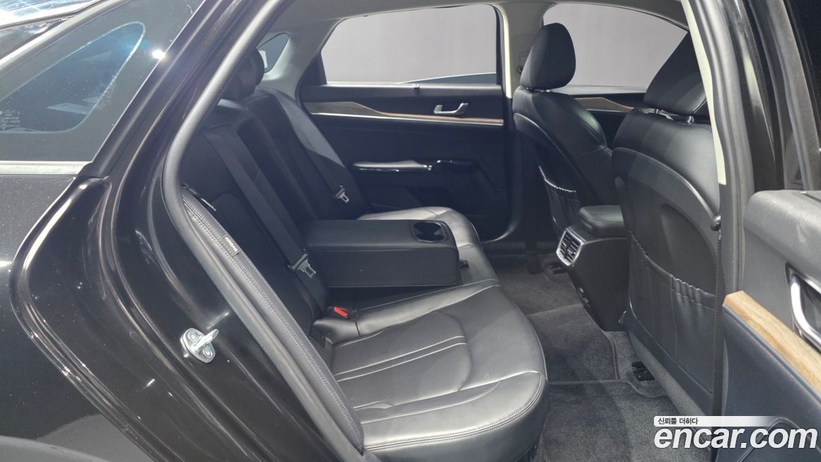 Kia K5 2023