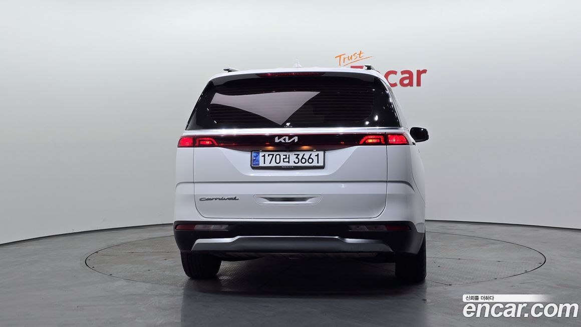 Kia Canival 2021