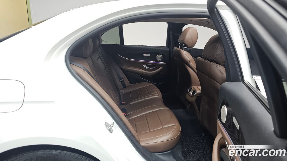 Mercedes-Benz E-Class 2017