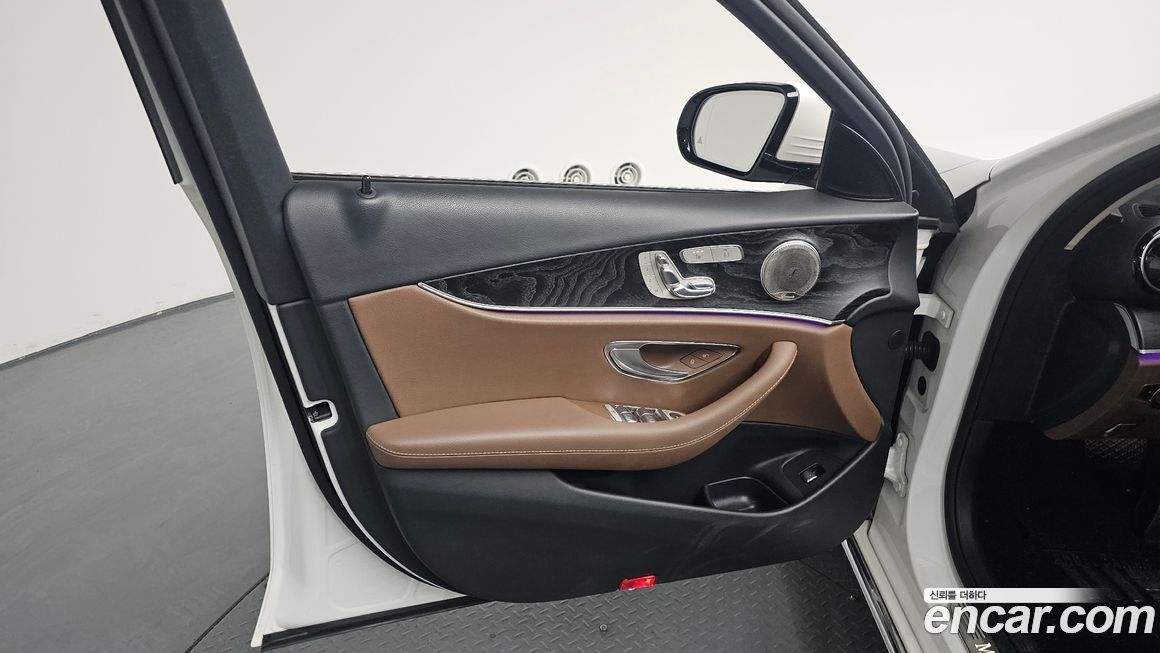 Mercedes-Benz E-Class 2017