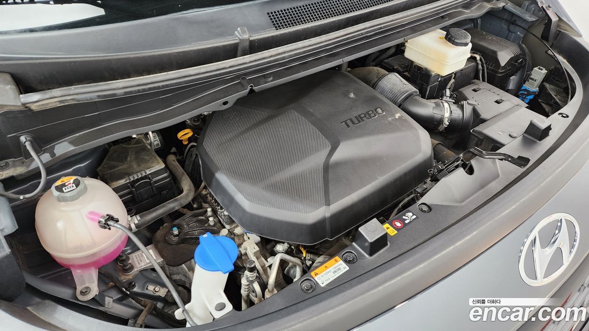 Hyundai Staria 2023