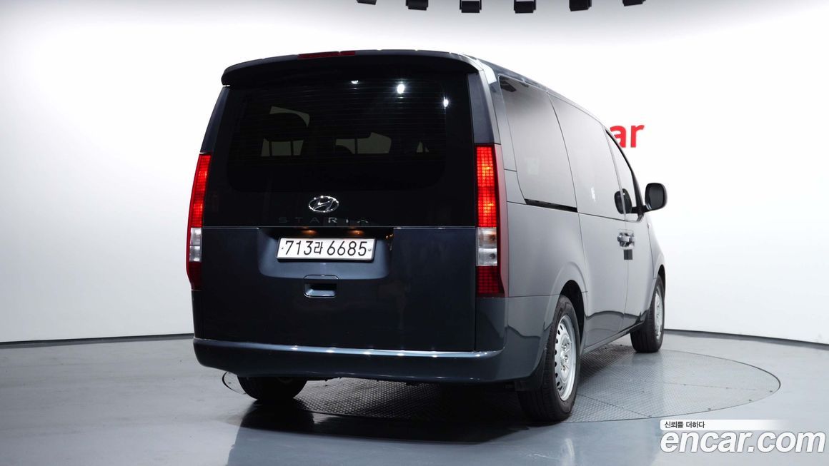 Hyundai Staria 2023