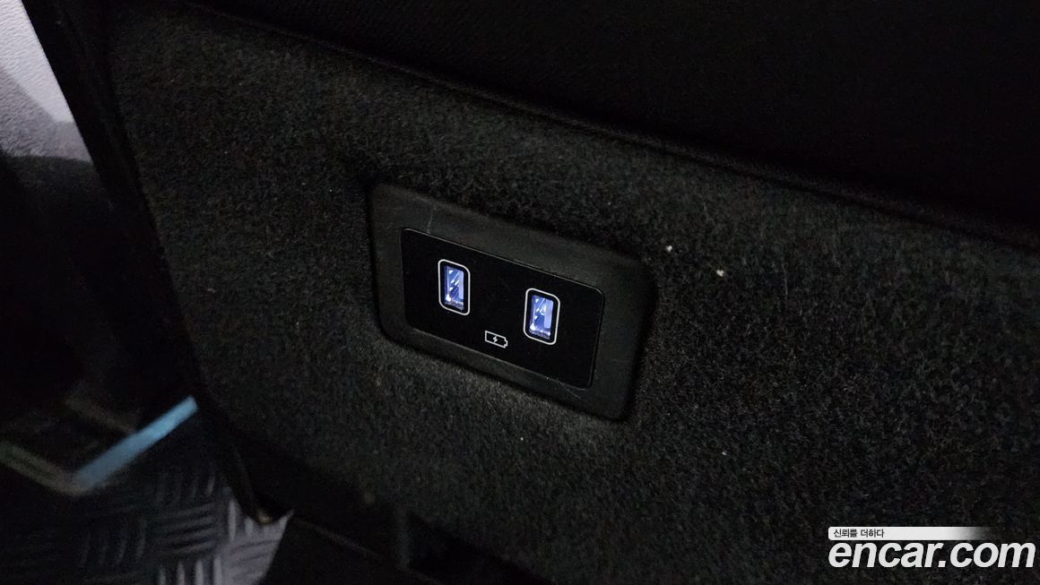 Hyundai Staria 2023