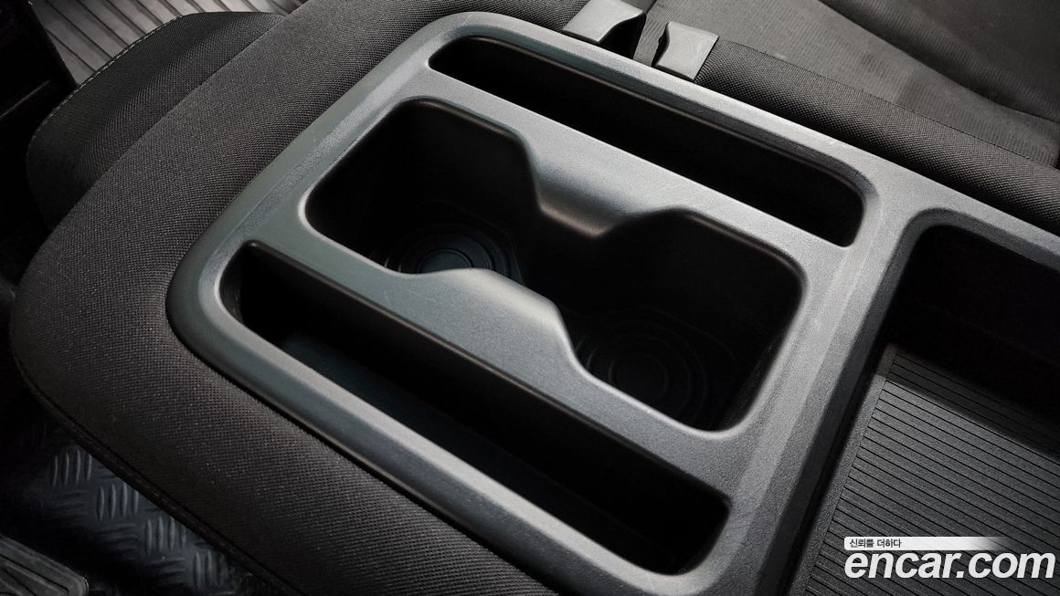 Hyundai Staria 2023