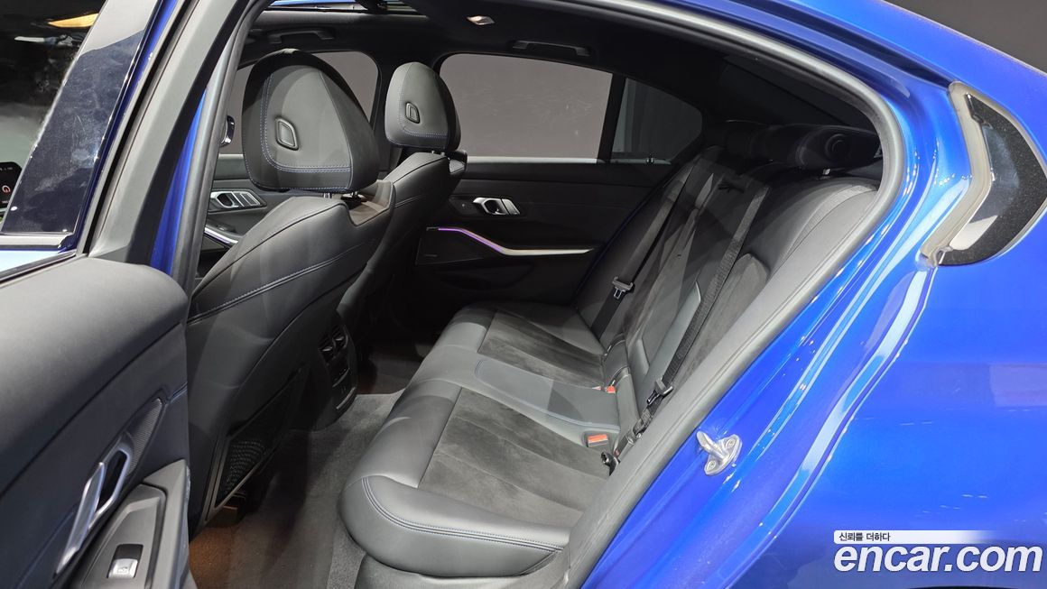 BMW 3-Series 2021
