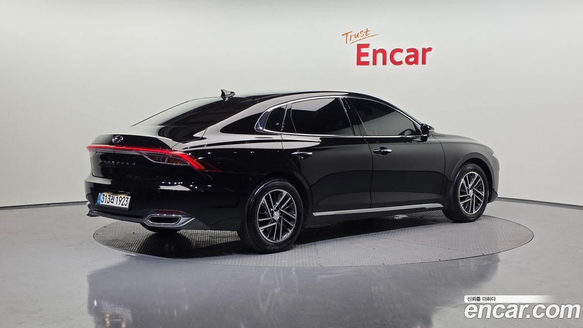 Hyundai Grandeur 2020