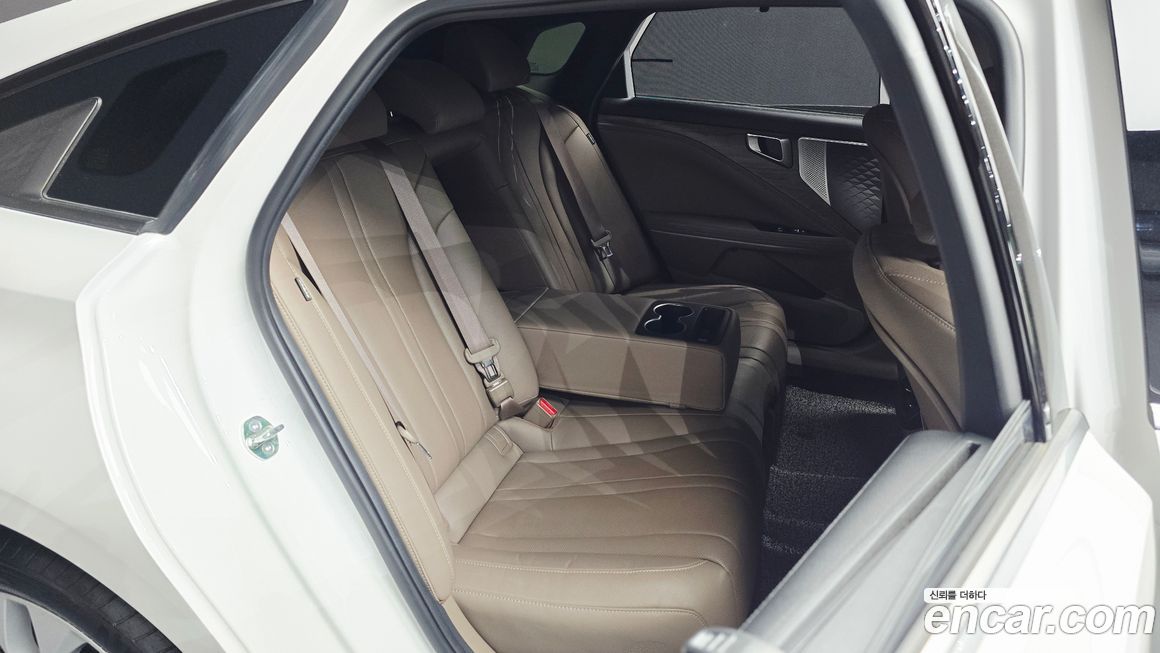 Kia K8 2023