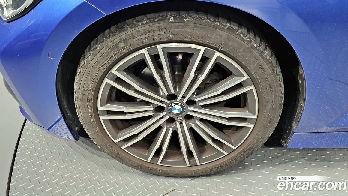 BMW 3-Series 2021
