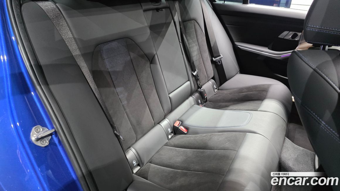 BMW 3-Series 2021