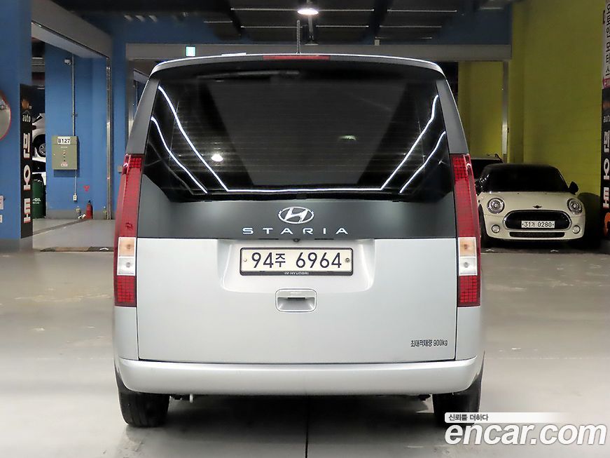Hyundai Staria 2022